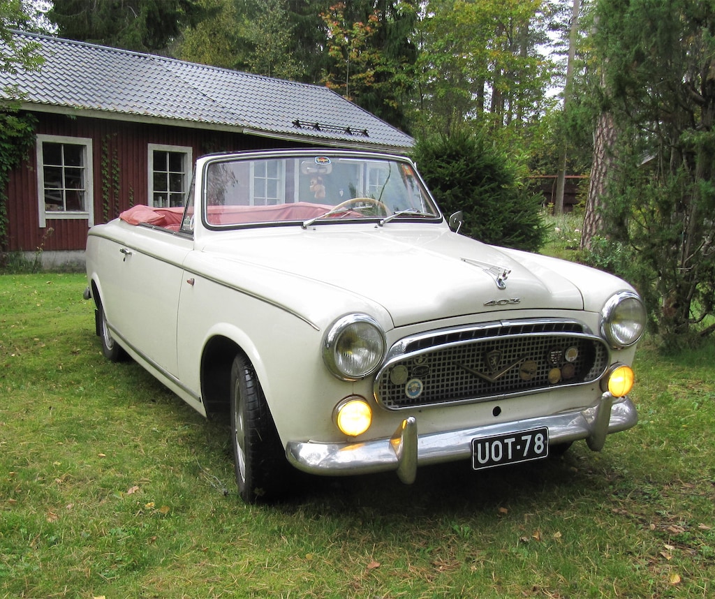Photo 17 - Peugeot 403 Cabriolet - Cabriolets français : une espèce